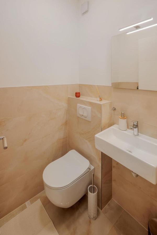 Villa Gizella Sveti Filip i Jakov Extérieur photo